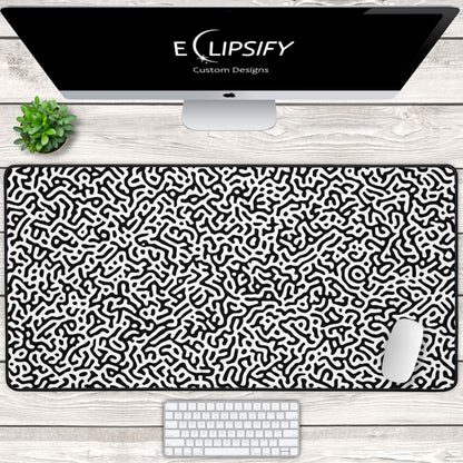 Crystal Veins: White And Black Line Pattern Gaming Mouse Pad